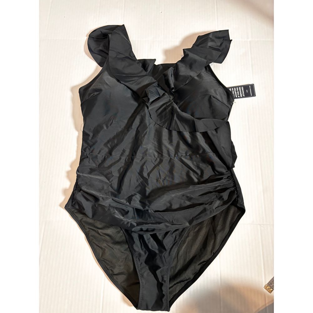 Blooming jelly Black One-Piece Swimsuit Slimming Tummy Control Bathing Suit